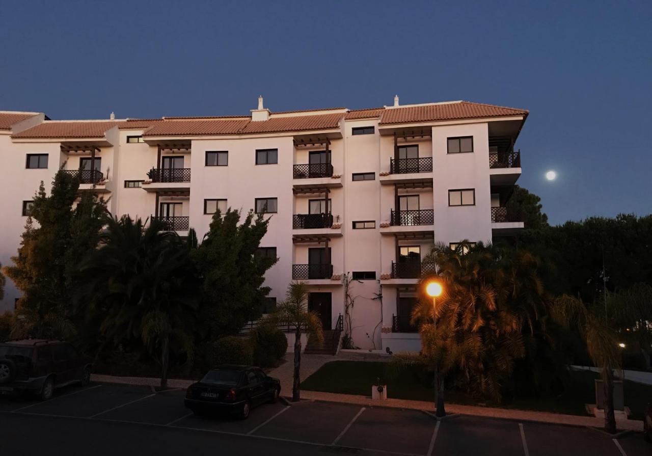 Excellent T2 Apartment With Pools 400M Falesia Beach Albufeira Kültér fotó